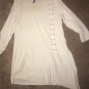 Soft light tunic/sweater